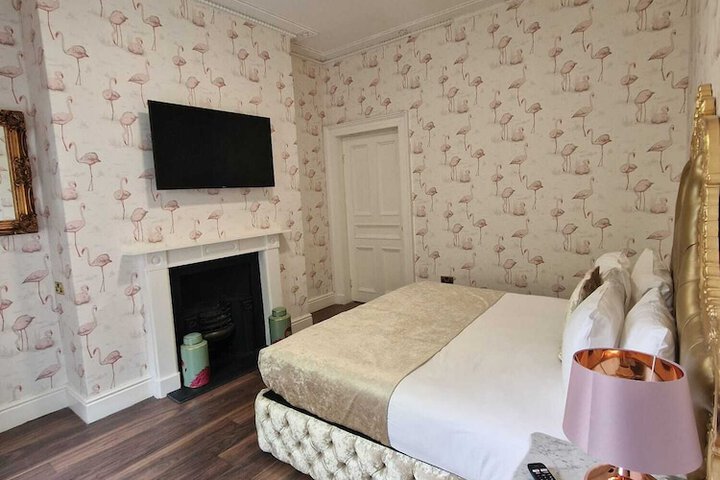 Room 47 of 99