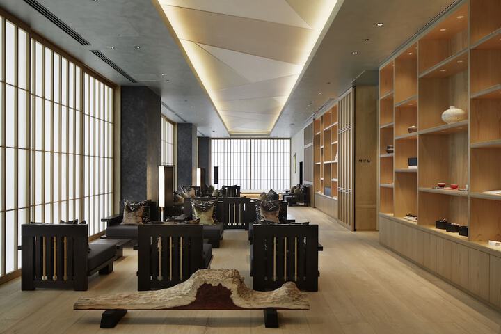 Lobby Photos