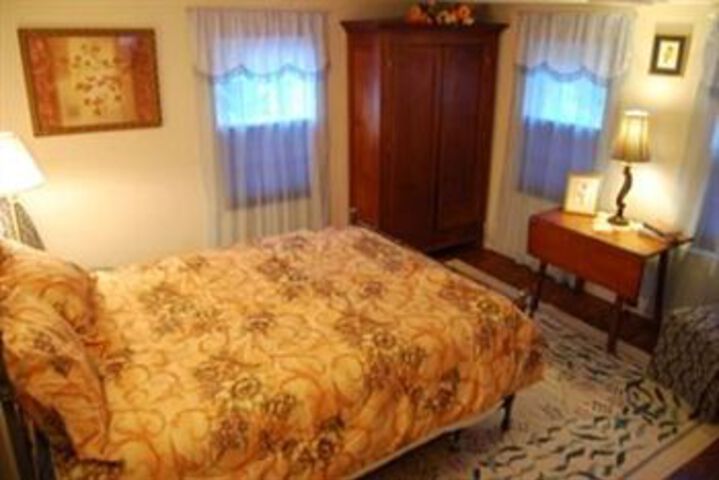 Room 15 of 18