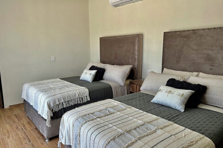 Room 14 of 50