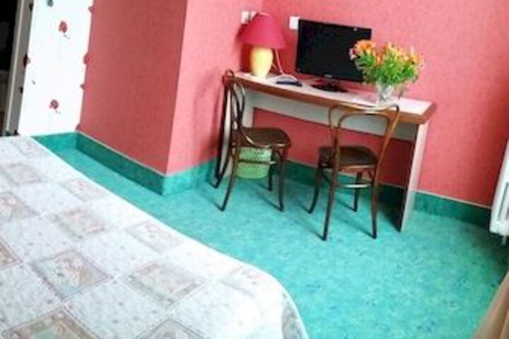 Room 19 of 46