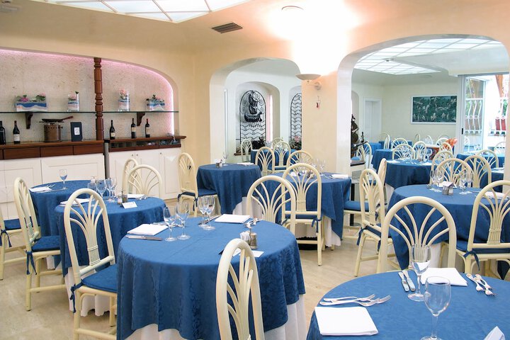 Dining 99 of 172