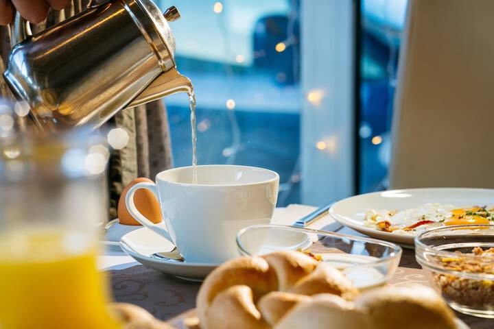 Breakfast/Coffee Service 31 of 41