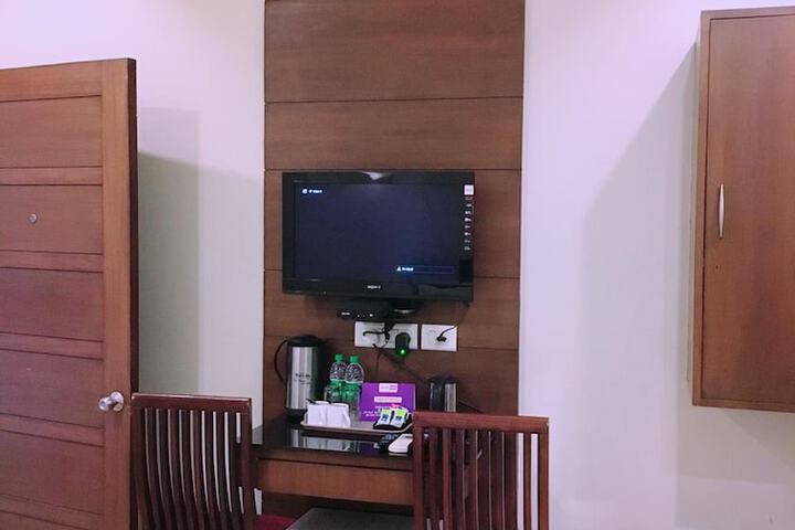 Room 15 of 28