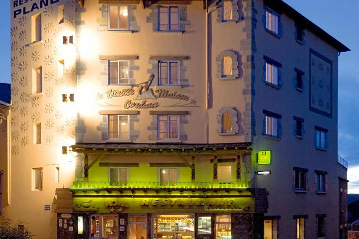 Logis Hotel Restaurant Planes