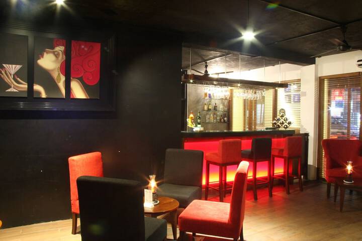 Lounge 40 of 45