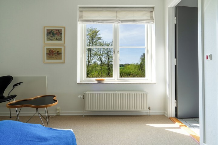 Room 48 of 79