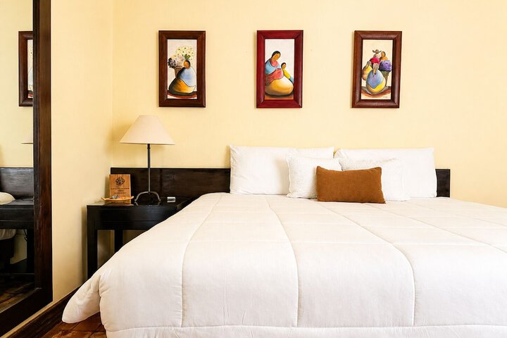 Room 8 of 20