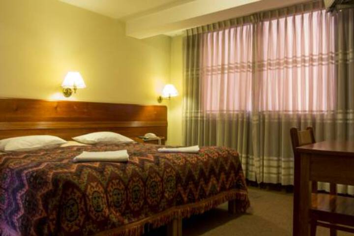Room 4 of 21