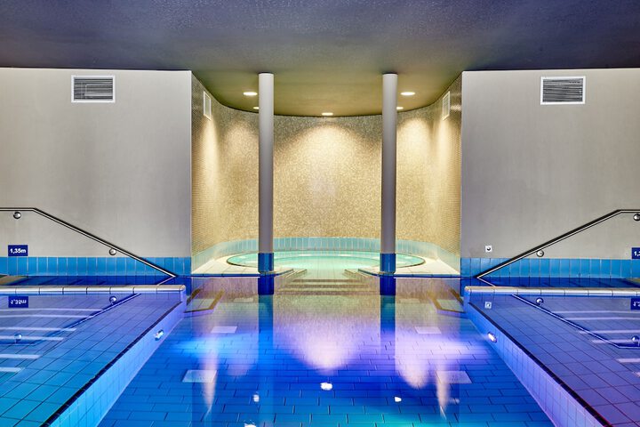 Spa 41 of 58