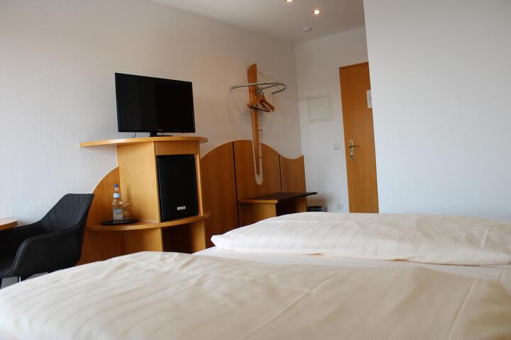 Room 8 of 51