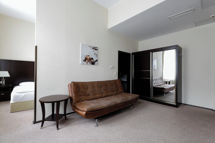 Room 22 of 40