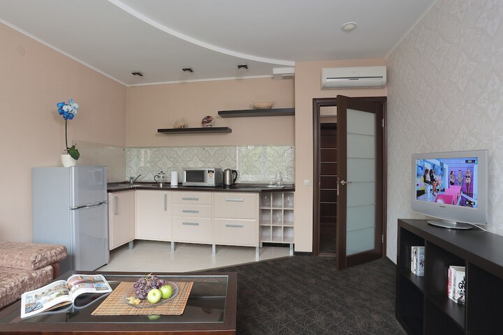 Room 18 of 29