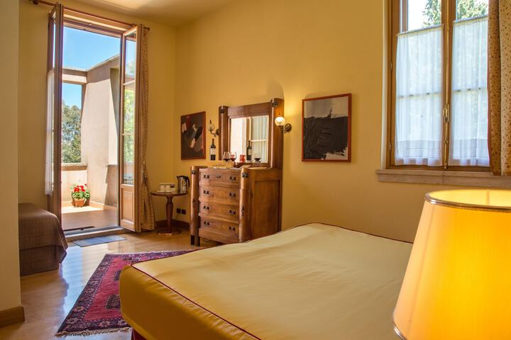 Room 20 of 81