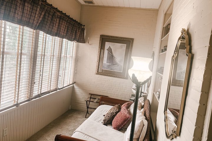 Room 14 of 132