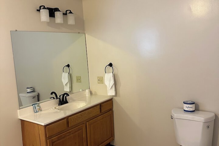 Room 68 of 89