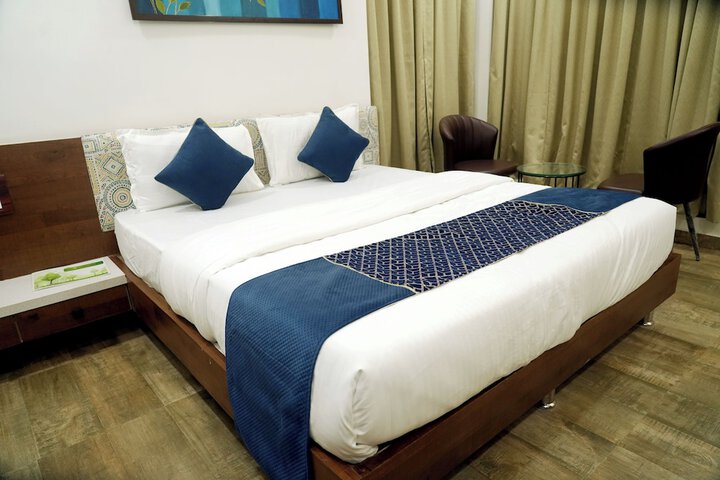 Room 6 of 41