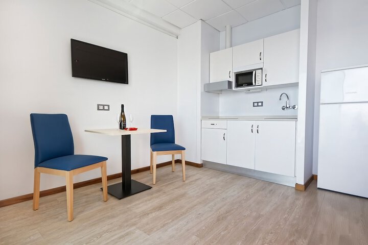 Room 10 of 71