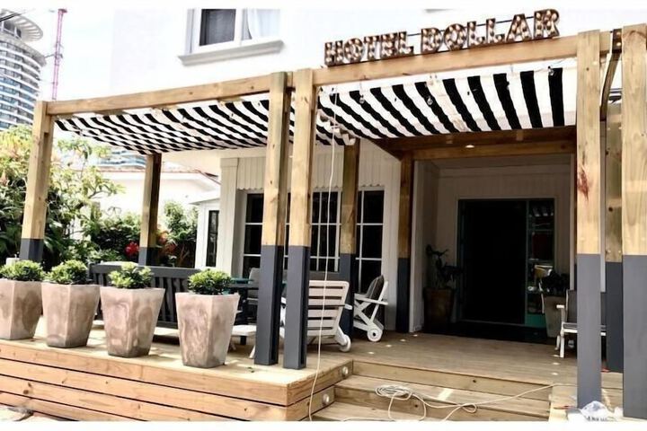 Hotel 26 of 27