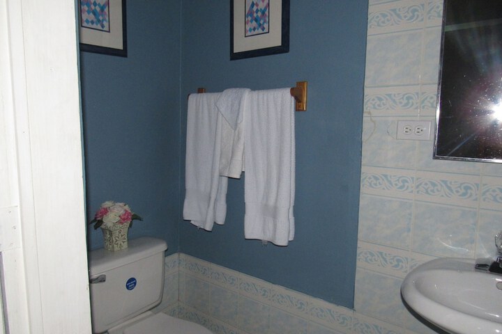 Room 13 of 31