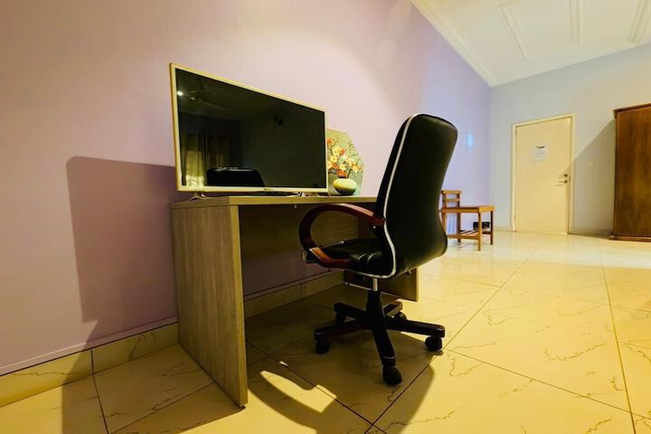 Room 46 of 144