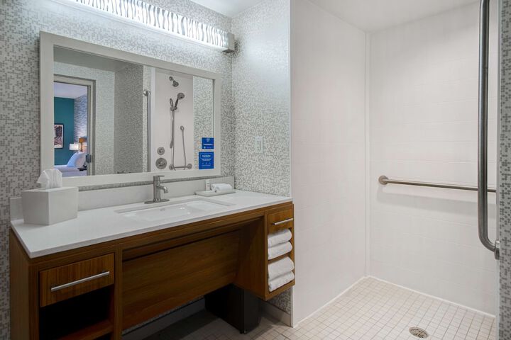 Bathroom shower