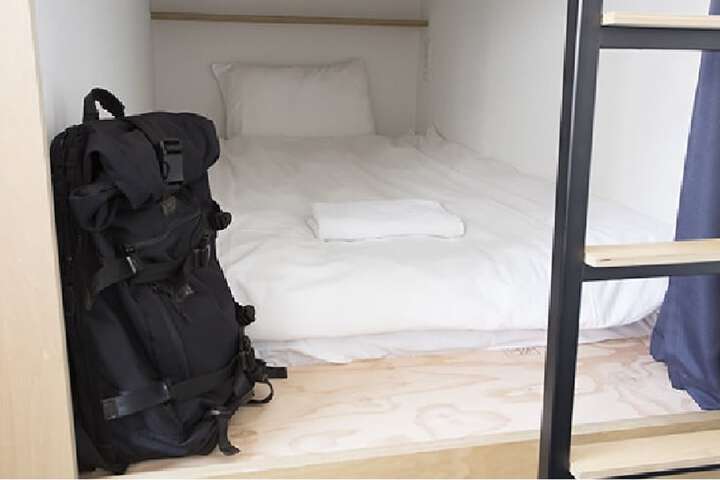 Room 17 of 42