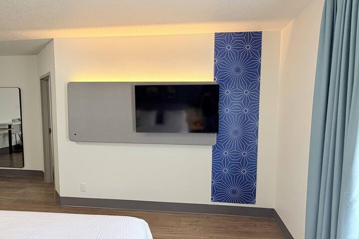 Room 80 of 112