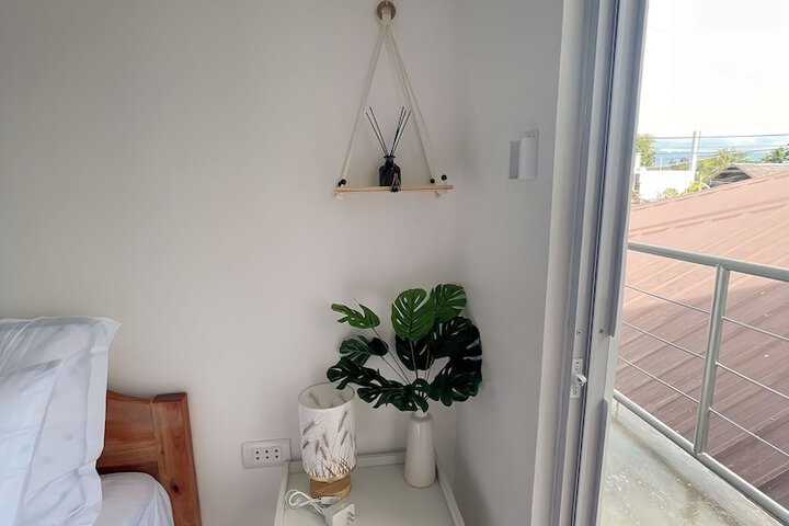 Room 2 of 19