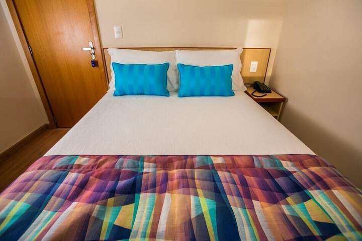 Room 4 of 23