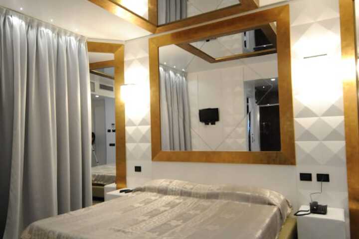 Room 7 of 41