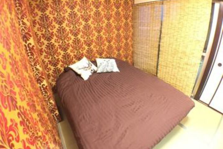 Room 51 of 115