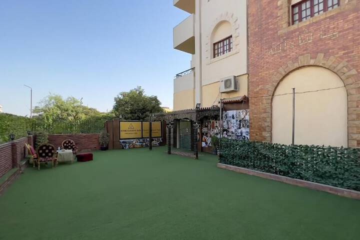 Hotel Exterior 110 of 110