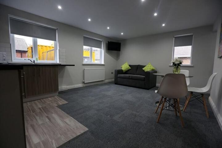 Room 5 of 37