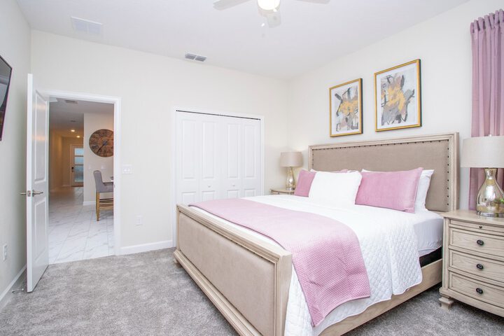 Room 21 of 64