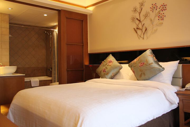 Room 18 of 70