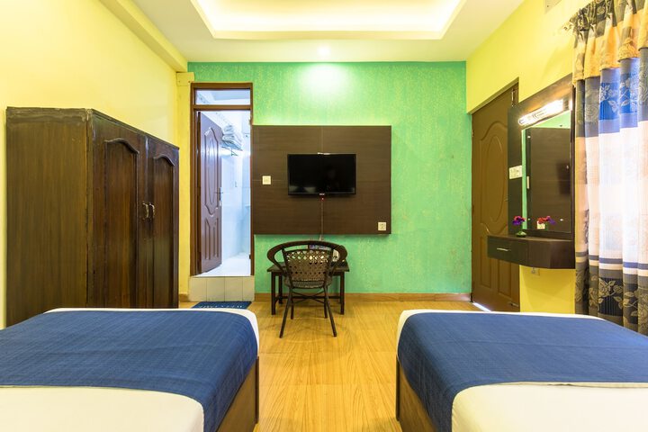 Room 9 of 43