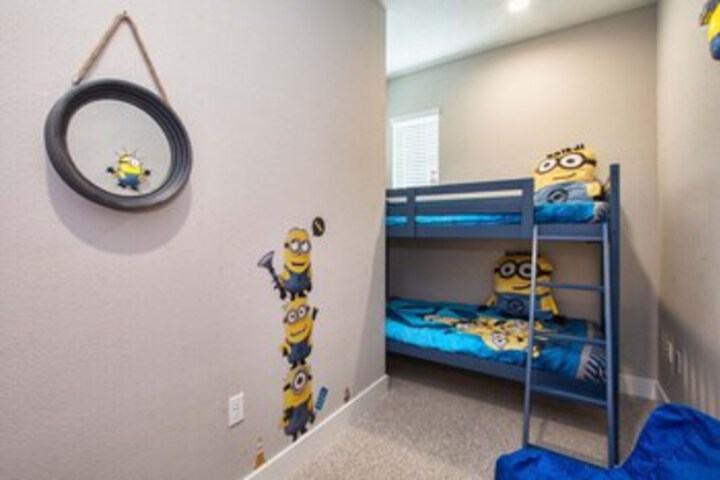 Room 89 of 121