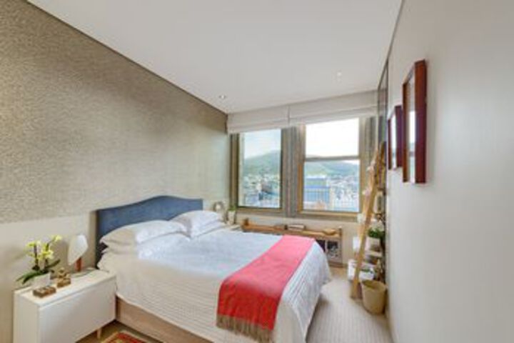 Room 5 of 23