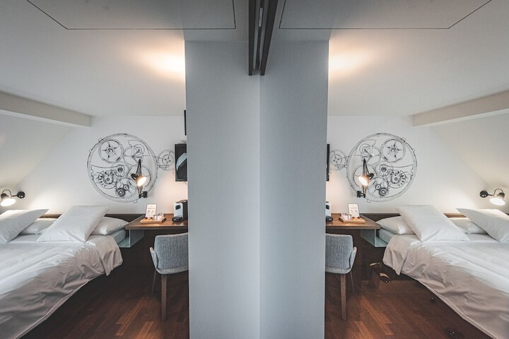 Room 41 of 105