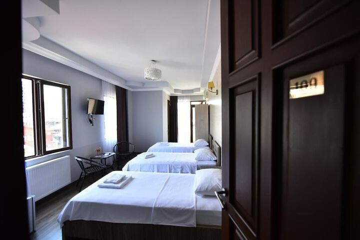 Room 15 of 54
