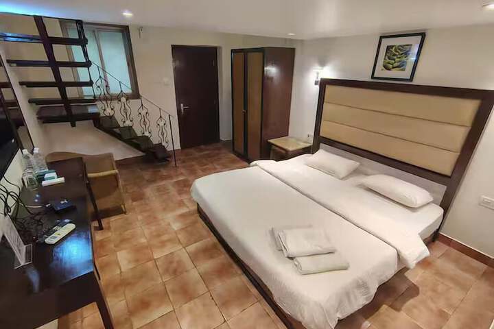 Room 7 of 46