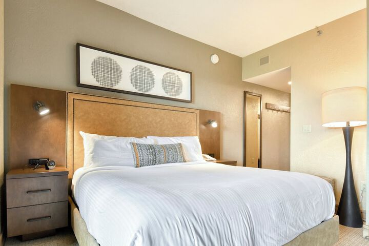 Room 30 of 181