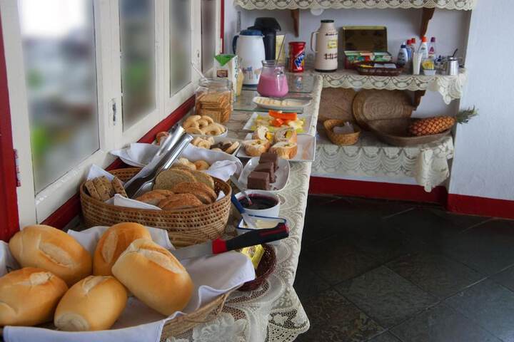 Breakfast/Coffee Service 21 of 28