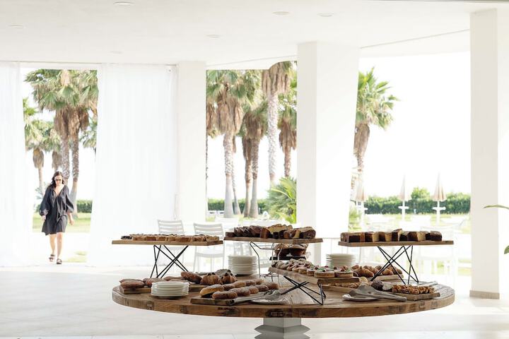 Dining 43 of 107