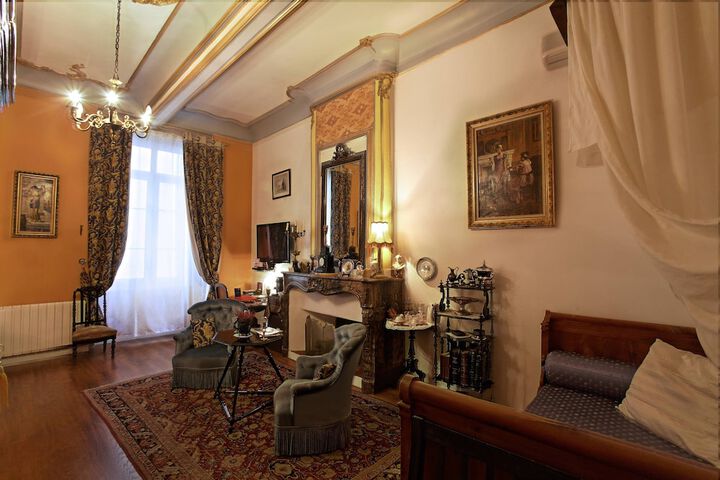 Room 14 of 88