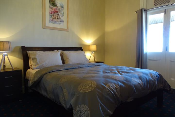 Room 6 of 31