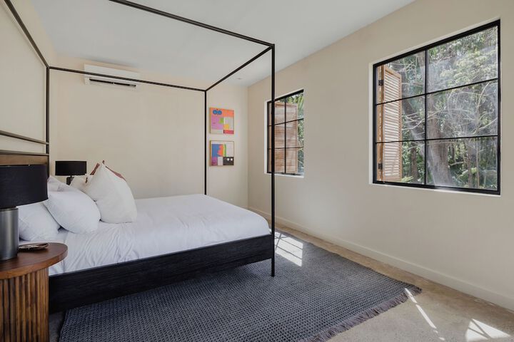Room 8 of 59