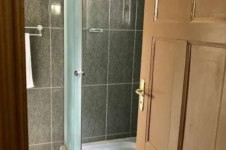 Room 21 of 67