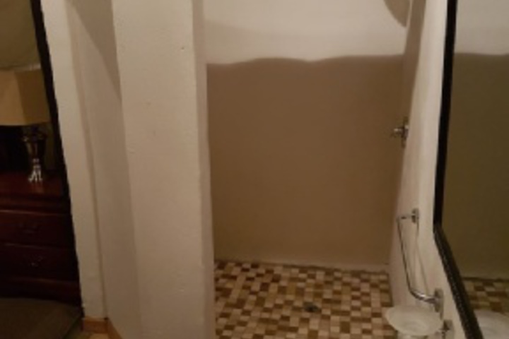 Room 70 of 72